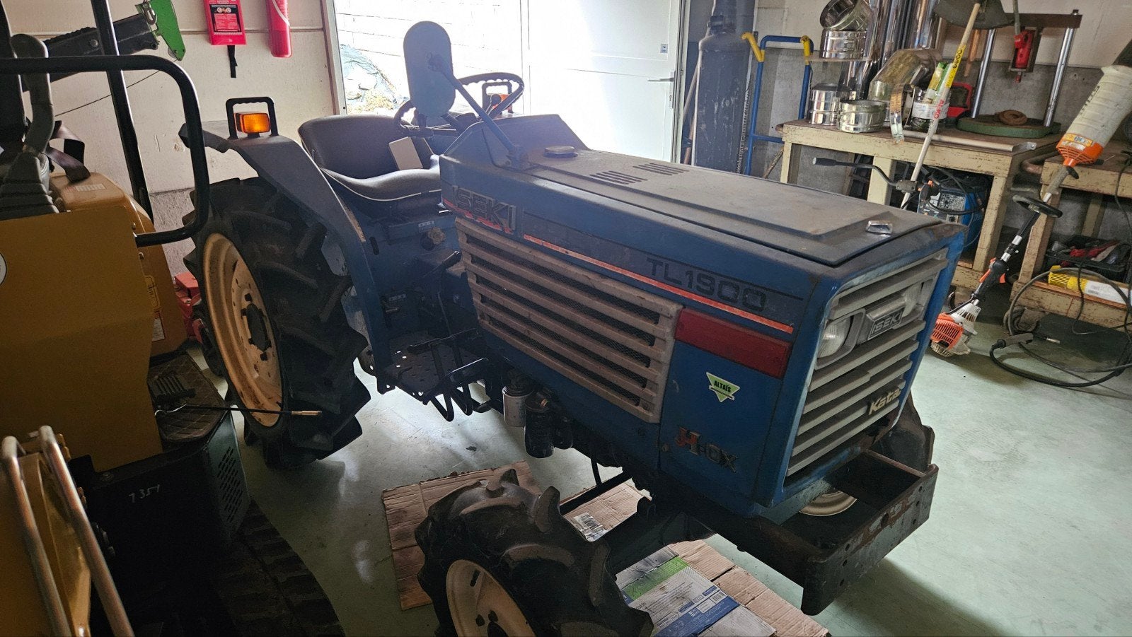 tracteur iseki, Enlèvement