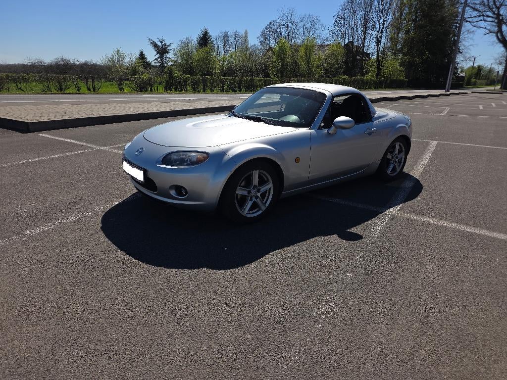 Mazda MX-5 Roadster Coupé 1.8i, Argent ou Gris, Achat, 93 kW, Boîte manuelle