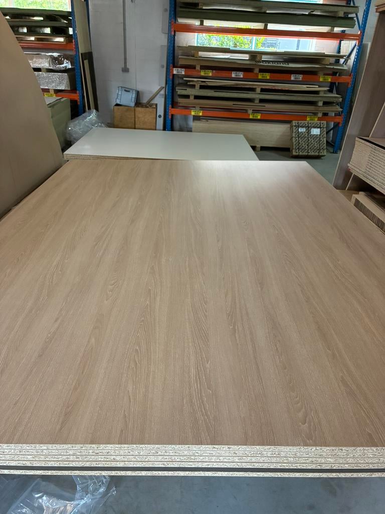 Plaat melamine 18, Ophalen, Nieuw