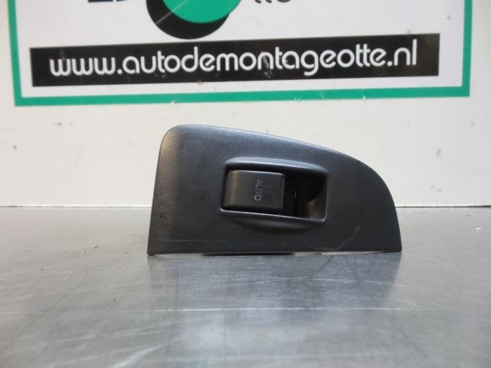 Elektrisch Raam Schakelaar van een Toyota Avensis (Avensis 0, Auto-onderdelen, Gebruikt, -, -, Ophalen of Verzenden