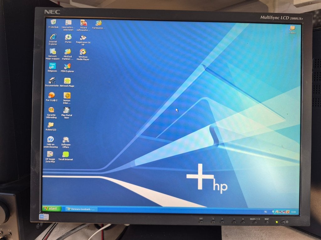 PC scherm - Monitor NEC MultiSync 2080UX+, Computers en Software, Ophalen, Gebruikt, NEC, In hoogte verstelbaar