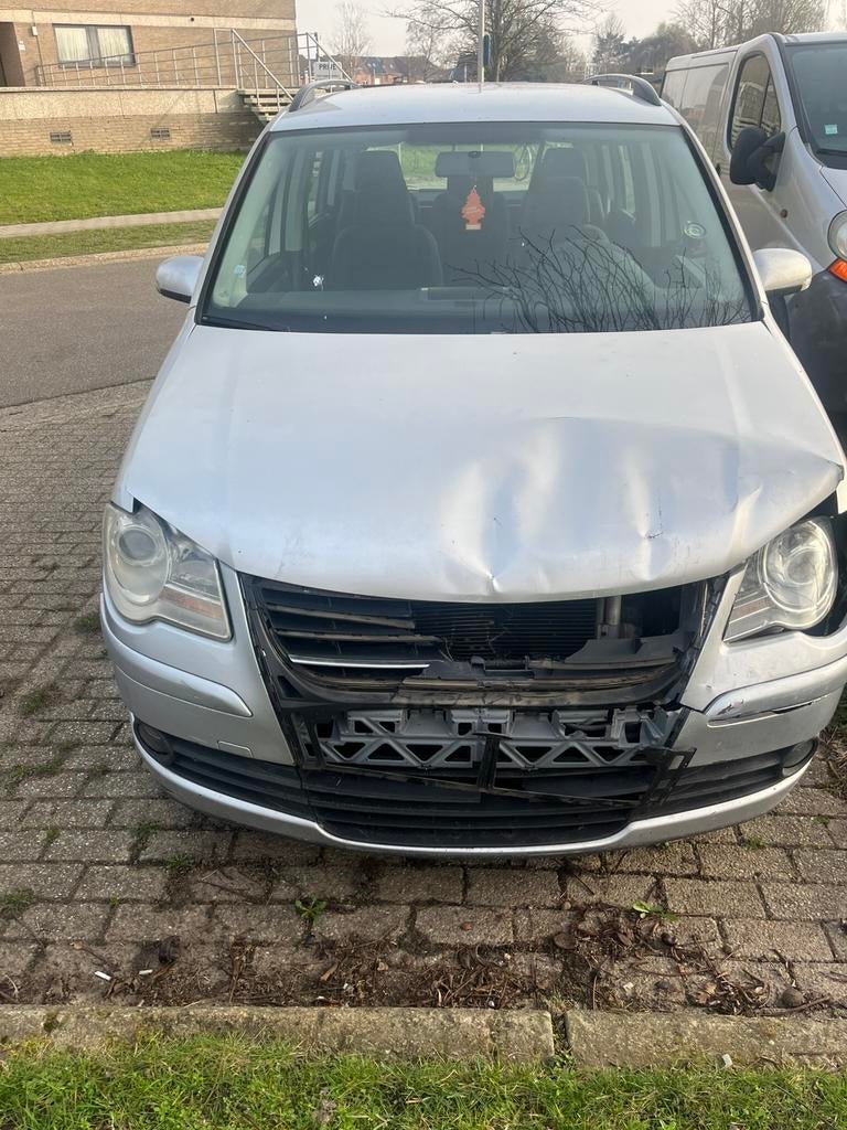 Volkswagen Touran, Enlèvement, Volkswagen