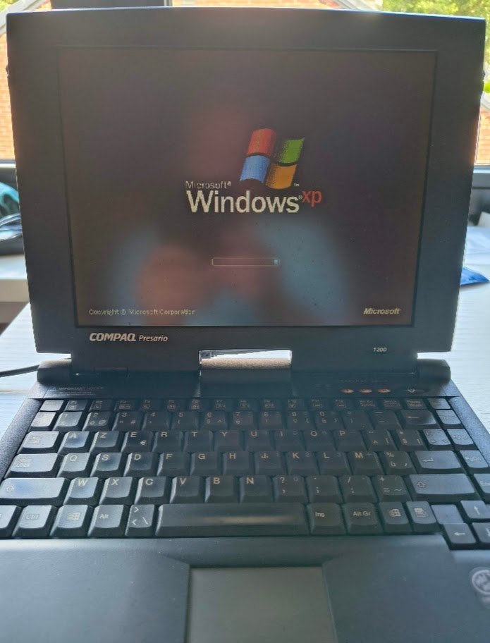 Compaq Presario 1200 – retro laptop + handleidingen & CD, Computers en Software, Ophalen, Compaq