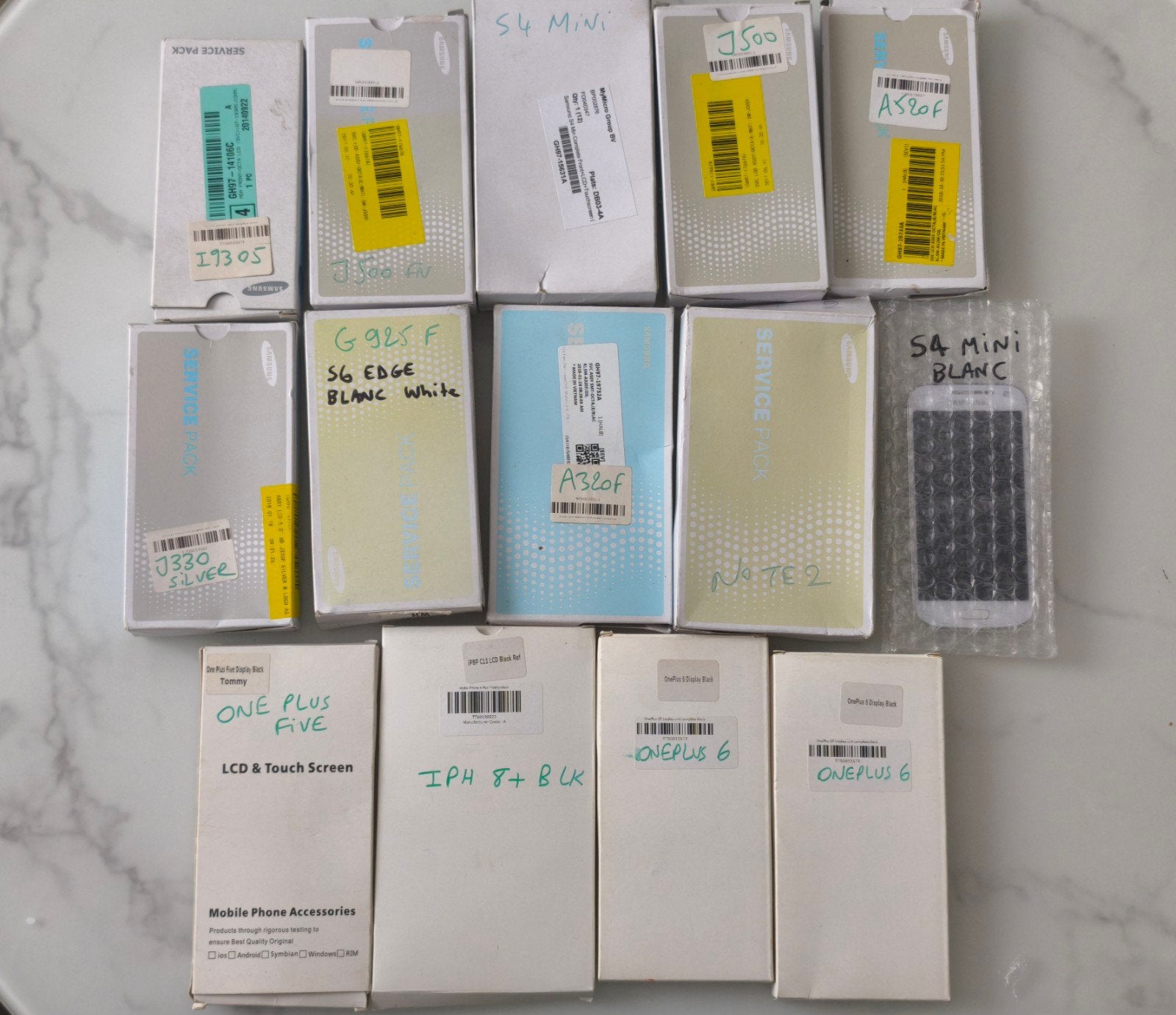 lot de plusieurs écrans LCD Samsung neufs, Télécoms, Enlèvement, Blanc