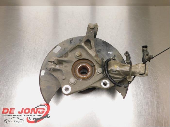 Fusee links-voor van een Opel Zafira C, Gebruikt, -, -, Opel