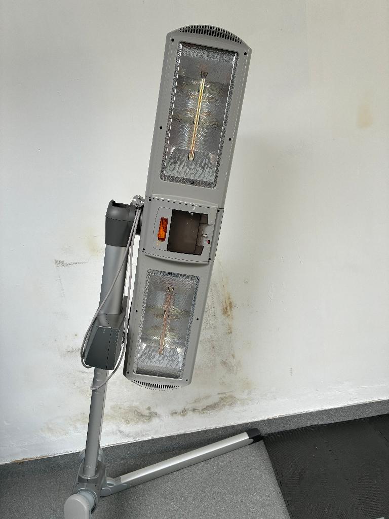 Zonne en infra roodlamp bank, Elektronische apparatuur, Ophalen, Gebruikt, Overige modellen, Minder dan 10 lampen