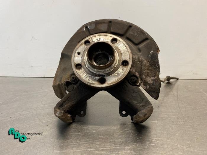 Joint avant gauche d'un Volkswagen Polo (Polo 09-), Volkswagen, -, 3 mois de garantie, Utilisé