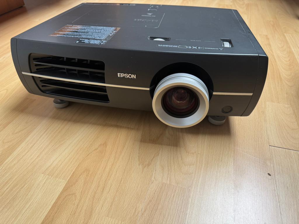Epson EH‑TW5500 Full hd home cinema projector, TV, Hi-fi & Vidéo, Projecteurs vidéo, Comme neuf, Enlèvement