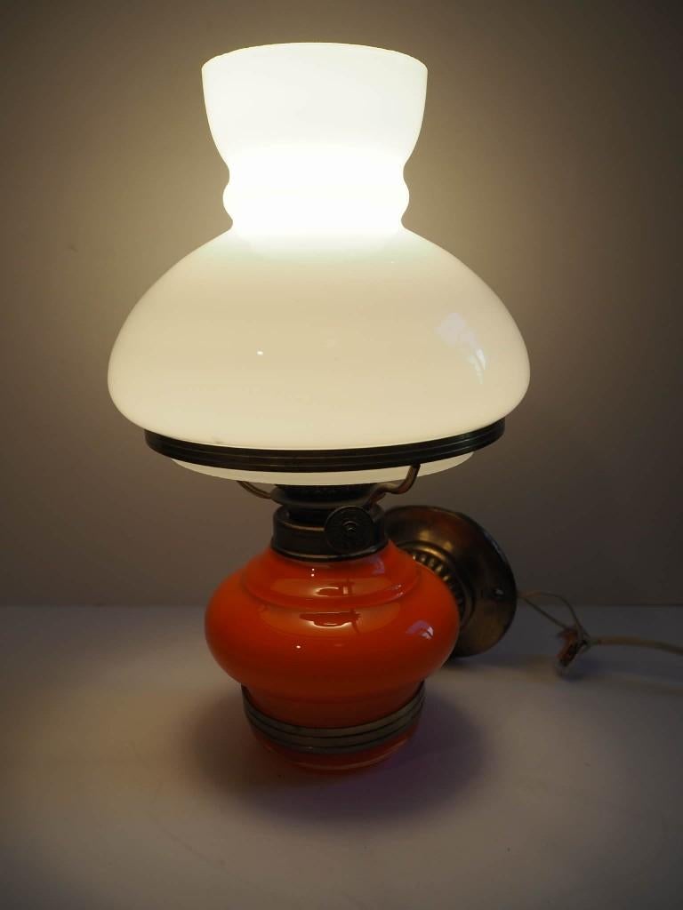 Vintage opaline wandlamp, oranje mushroom lamp, 1970s, Enlèvement, Comme neuf, Verre, Space Age