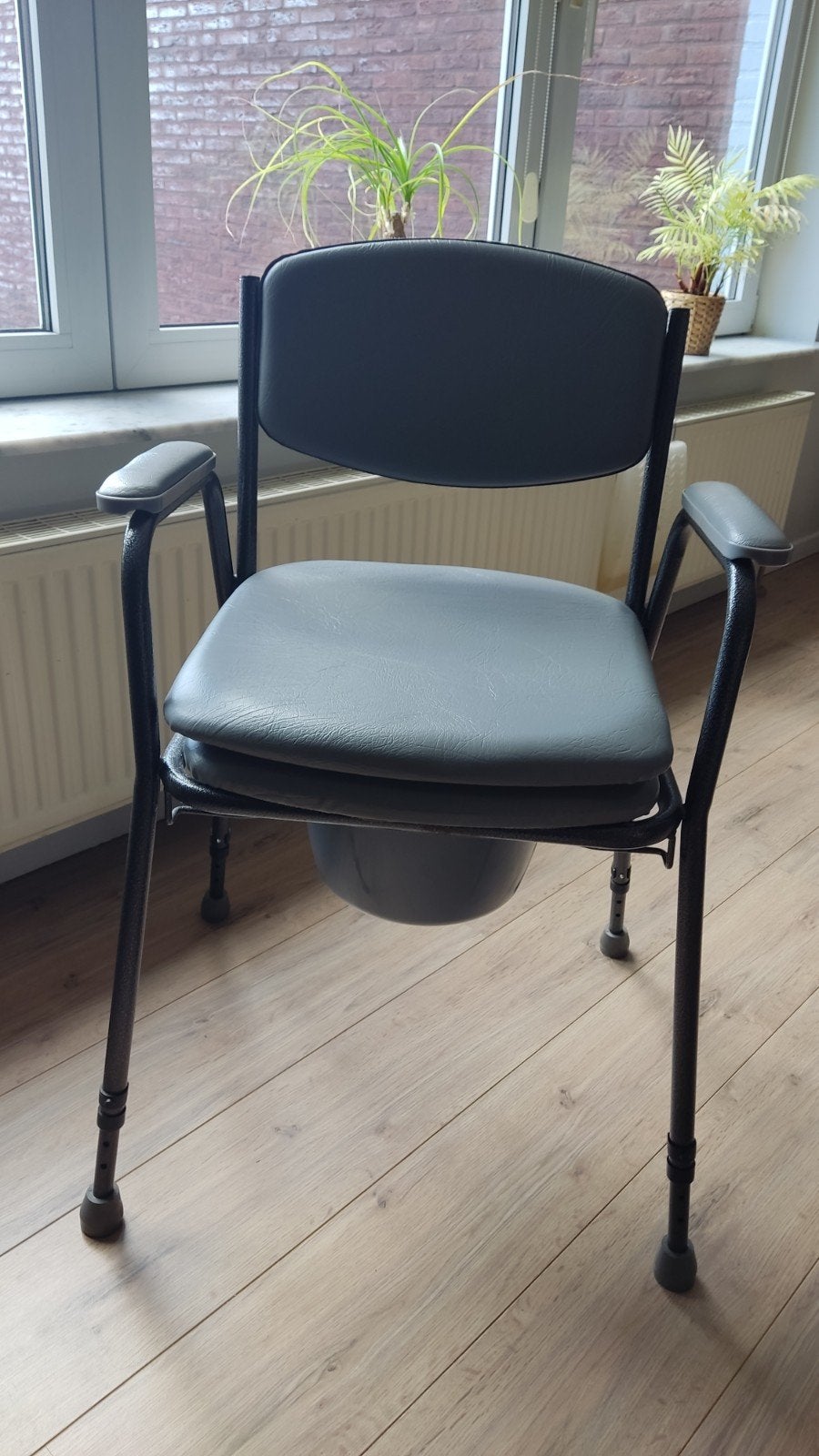 Toilet stoel TS130, Ophalen