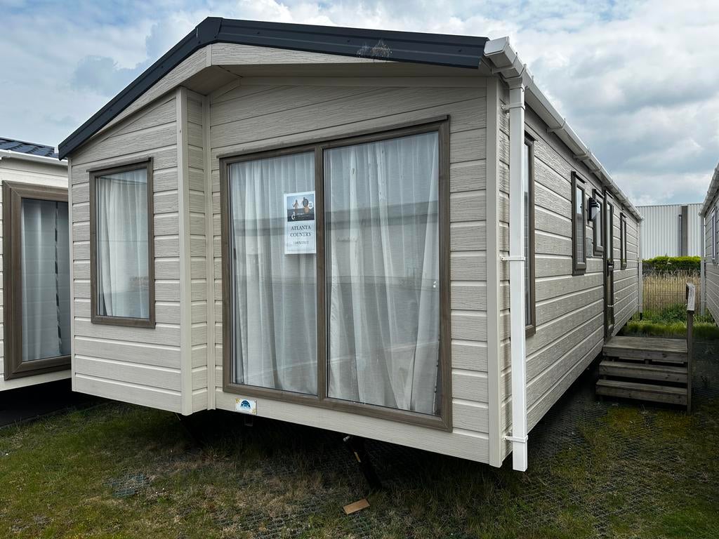 STOCK !!! ATLANTA COUNTRY 1100x370/2 - COMFORT VAN EEN HUIS, Caravans en Kamperen, Stacaravans, Tot en met 6
