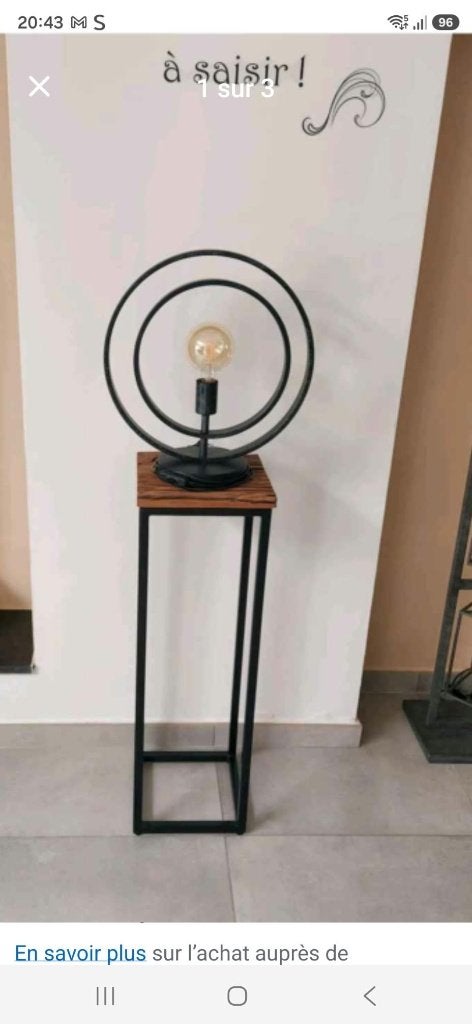 Support en métal noir et bois en parfait état prix 30 €, Maison & Meubles, Enlèvement, Comme neuf