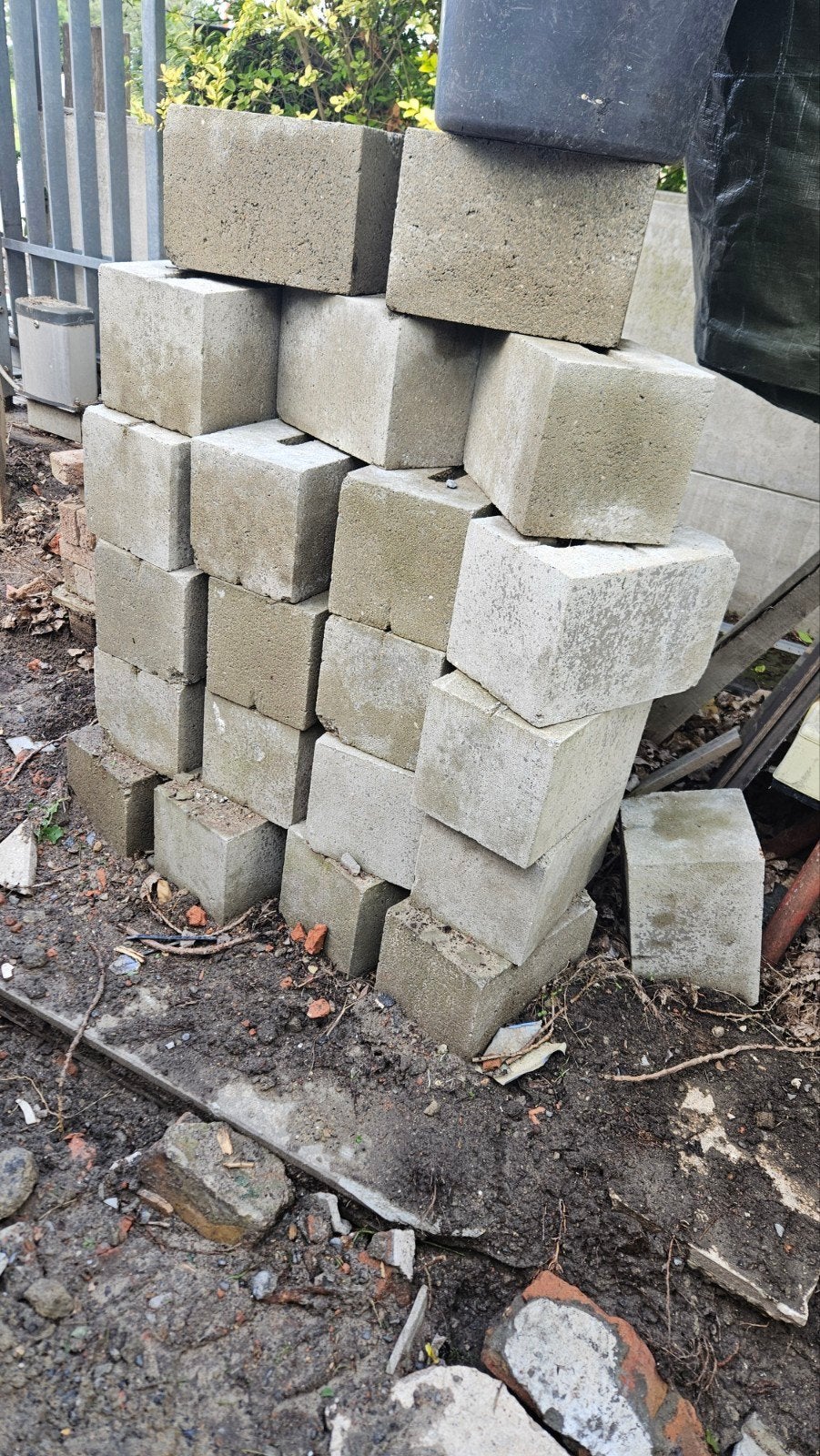 betonblokken, Enlèvement