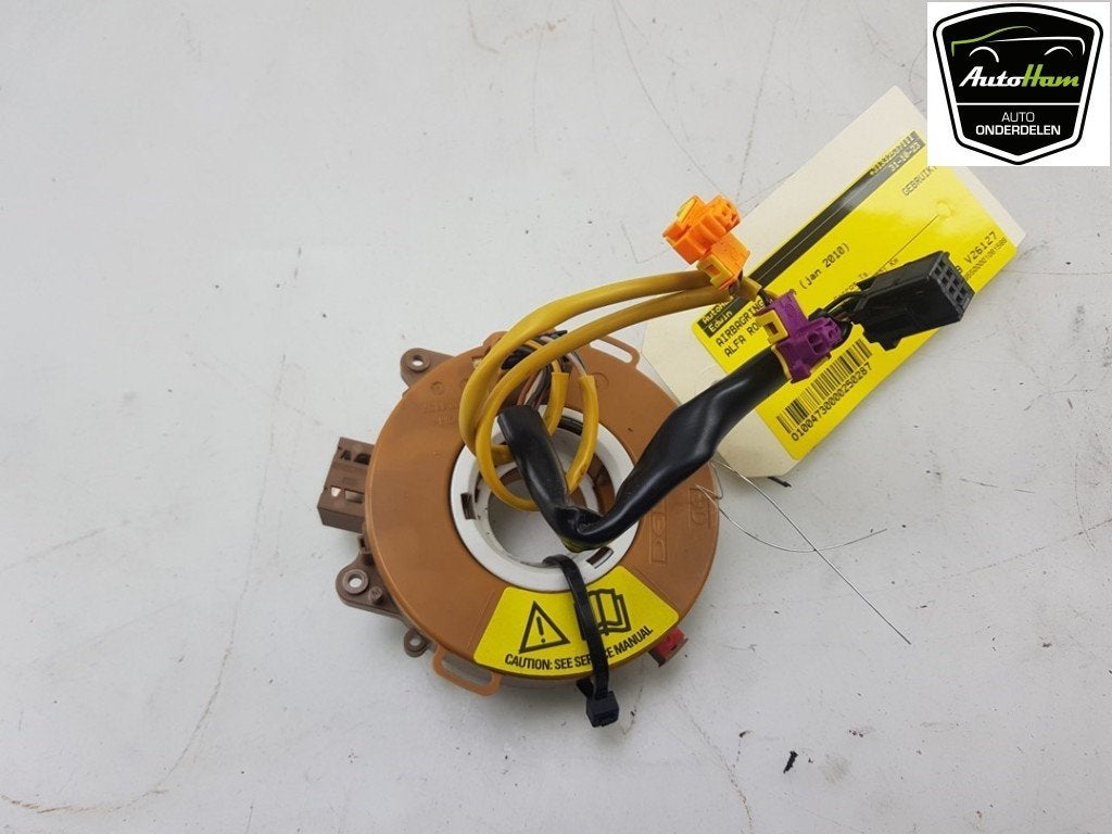 CONTACTEUR TOURNANT Alfa Romeo MiTo (955) (|59001157|), Stellantis Europe S.p.A, IPC D1-09 Bahnhofsplatz
65423  Rüsselsheim am Main, DE