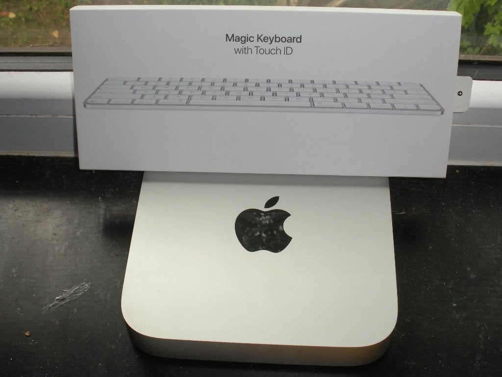 APPLE Mac mini M1 et Clavier Magic TouchID Ensemble Neufs, Ophalen of Verzenden, Zo goed als nieuw