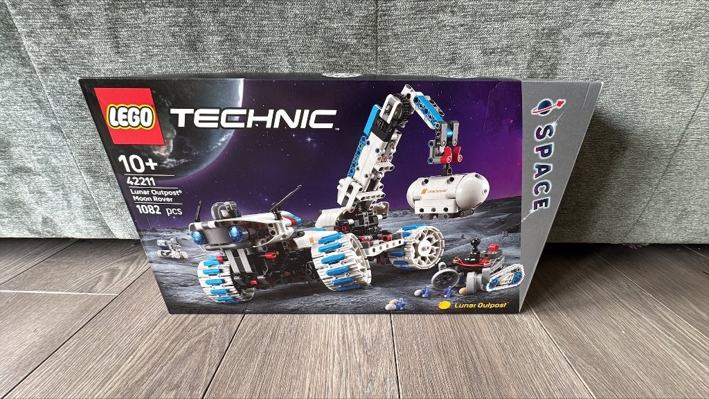 Lego Technic 42211 Lunar Outpost maanrover NIEUW, Kinderen en Baby's, Speelgoed | Duplo en Lego, Lego, Nieuw, Ophalen of Verzenden
