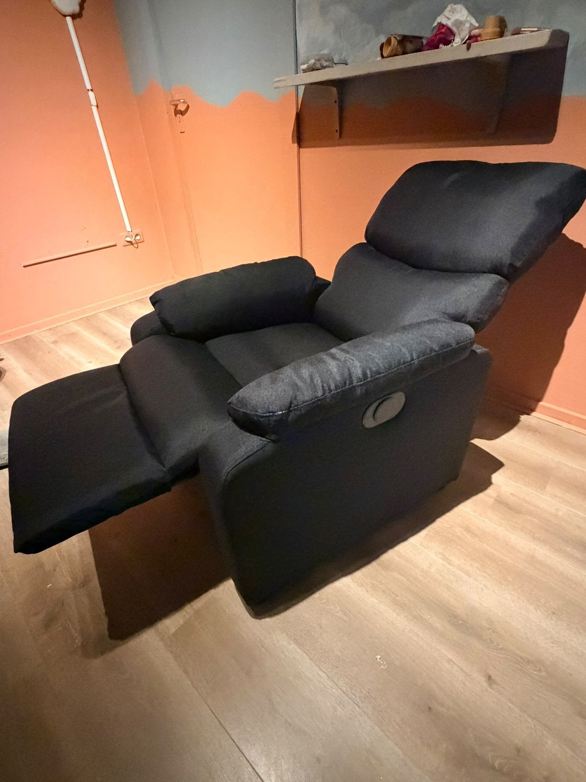 Prachtige relaxfauteuil, Ophalen, Zo goed als nieuw