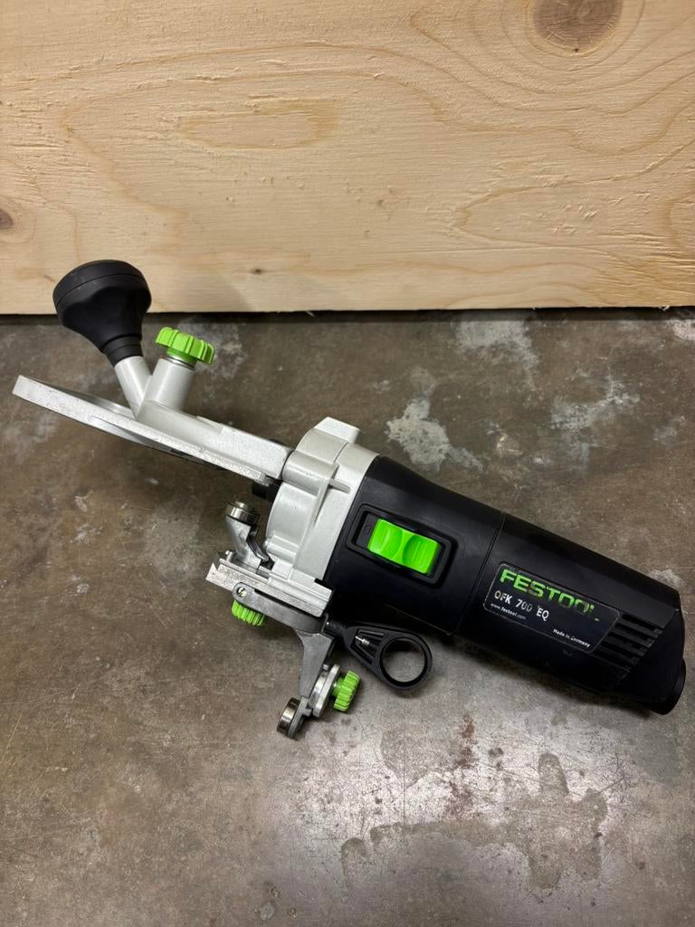 Festool ofk 700 EQ-plus freesmachine, Zakelijke goederen, Machines en Bouw | Houtbewerking, Ophalen of Verzenden