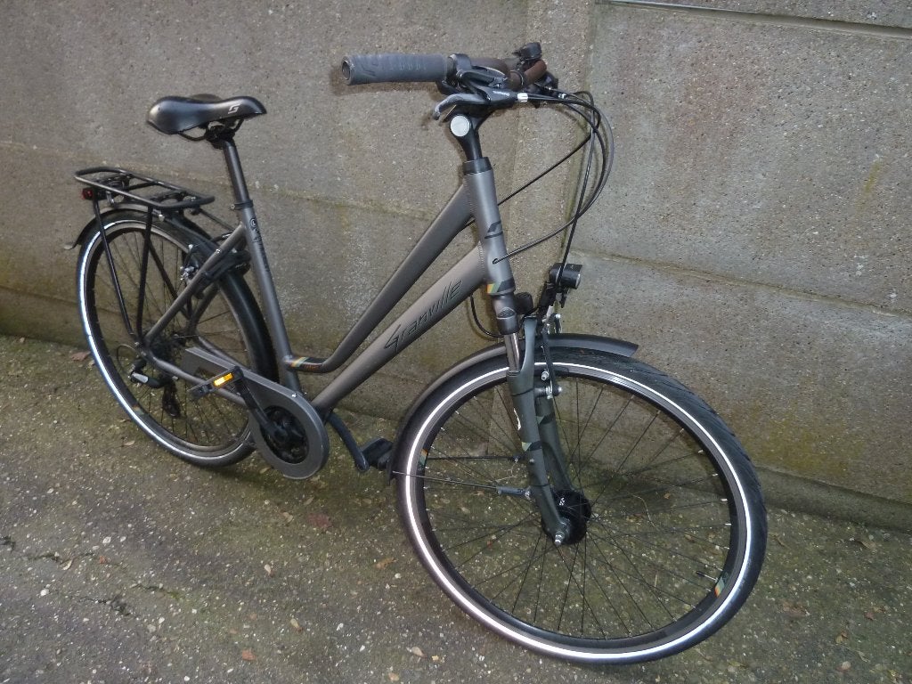 damesfiets 21 versnellingen, LED verlichting, Ophalen, Zo goed als nieuw, Velgrem, Versnellingen