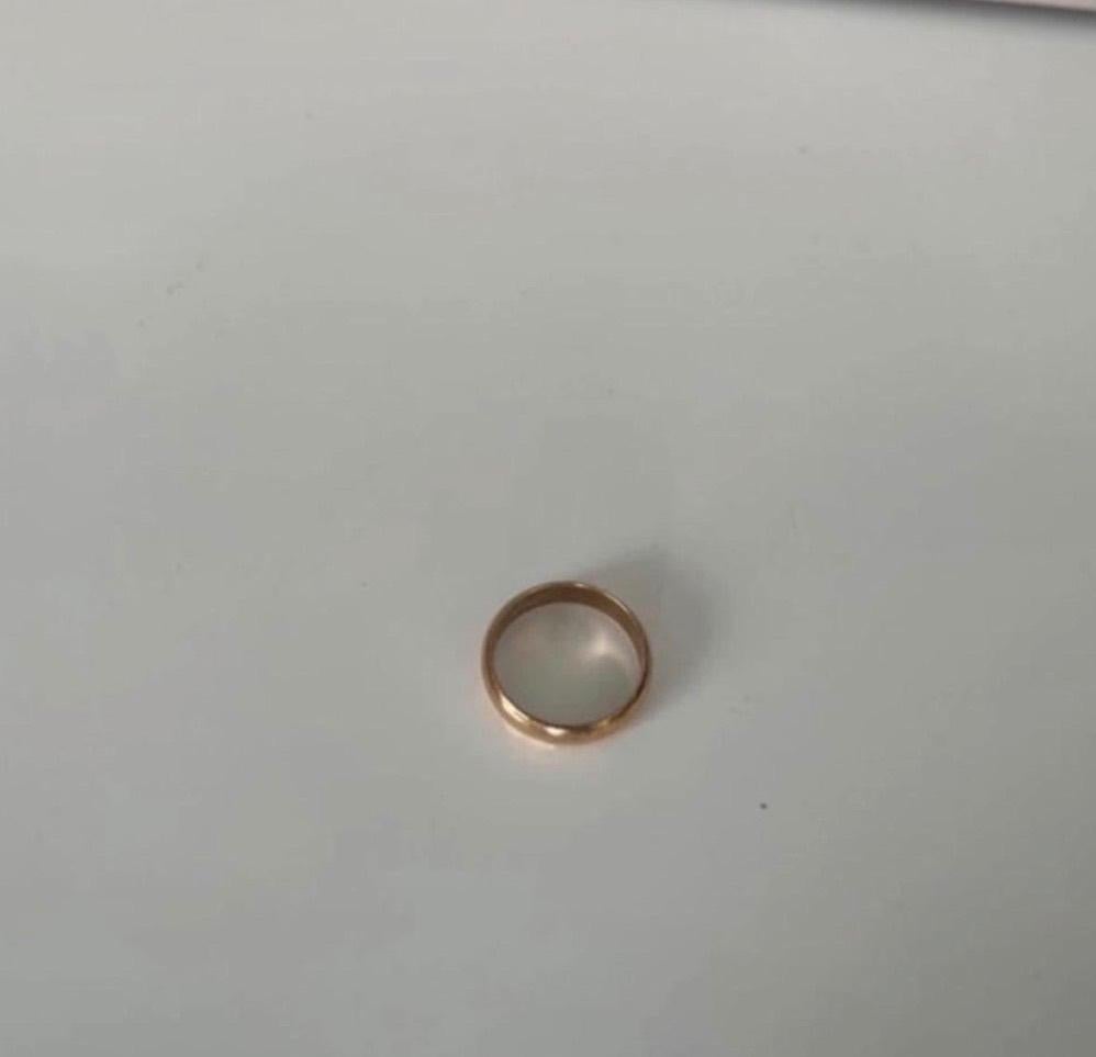 Gouden ring 18 karaat, Handtassen en Accessoires, Ringen, Zo goed als nieuw, Dame of Heer, 18 tot 19, Goud, Goud, Verzenden