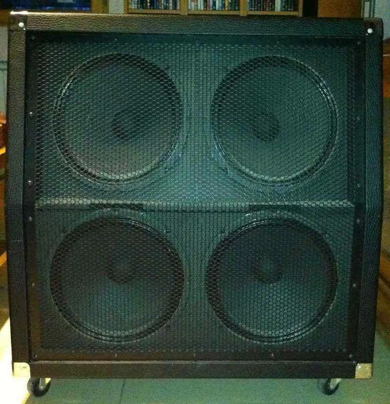 Behringer bg412 cabinet, Musique & Instruments, Musiques & Instruments Autre, Enlèvement