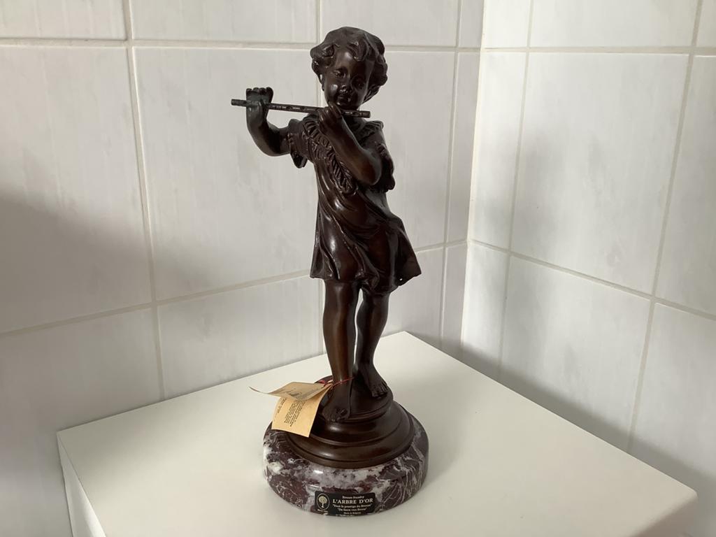 Bronzen beeld meisje met fluit.  l’Arbre d’or brons., Antiek en Kunst, Kunst | Beelden en Houtsnijwerken, Ophalen of Verzenden