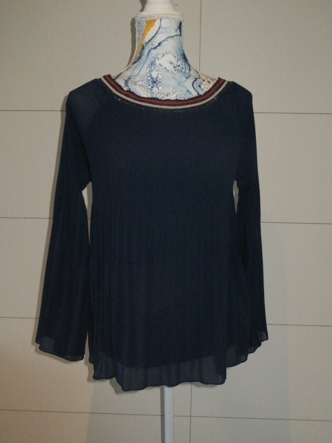 Donkerblauwe dames blouse - Lola Liza - Mt 38, Kleding | Dames, Blouses en Tunieken, Maat 38/40 (M), Ophalen of Verzenden, Zo goed als nieuw