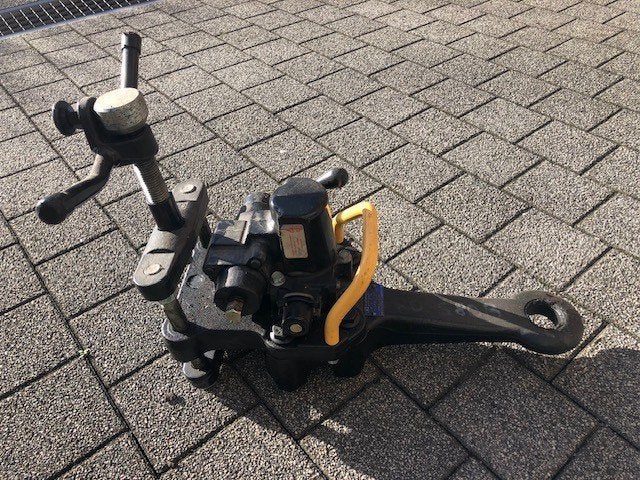 ROCKINGER TREKHAAK VOOR VRACHTWAGENS VAN 50 MM TOT 40 MM, Auto-onderdelen, Ophalen, Gebruikt