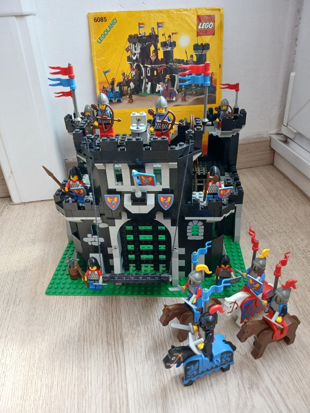 lego 6085, Enlèvement