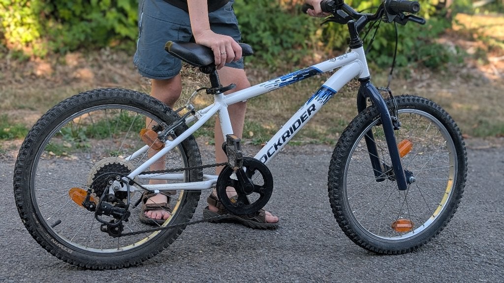 vélo blanc vtt pour enfant 6-9 ans, Vélos & Vélomoteurs, Vélos | Vélos pour enfant, Frein sur jante, Comme neuf, Enlèvement, Rockrider