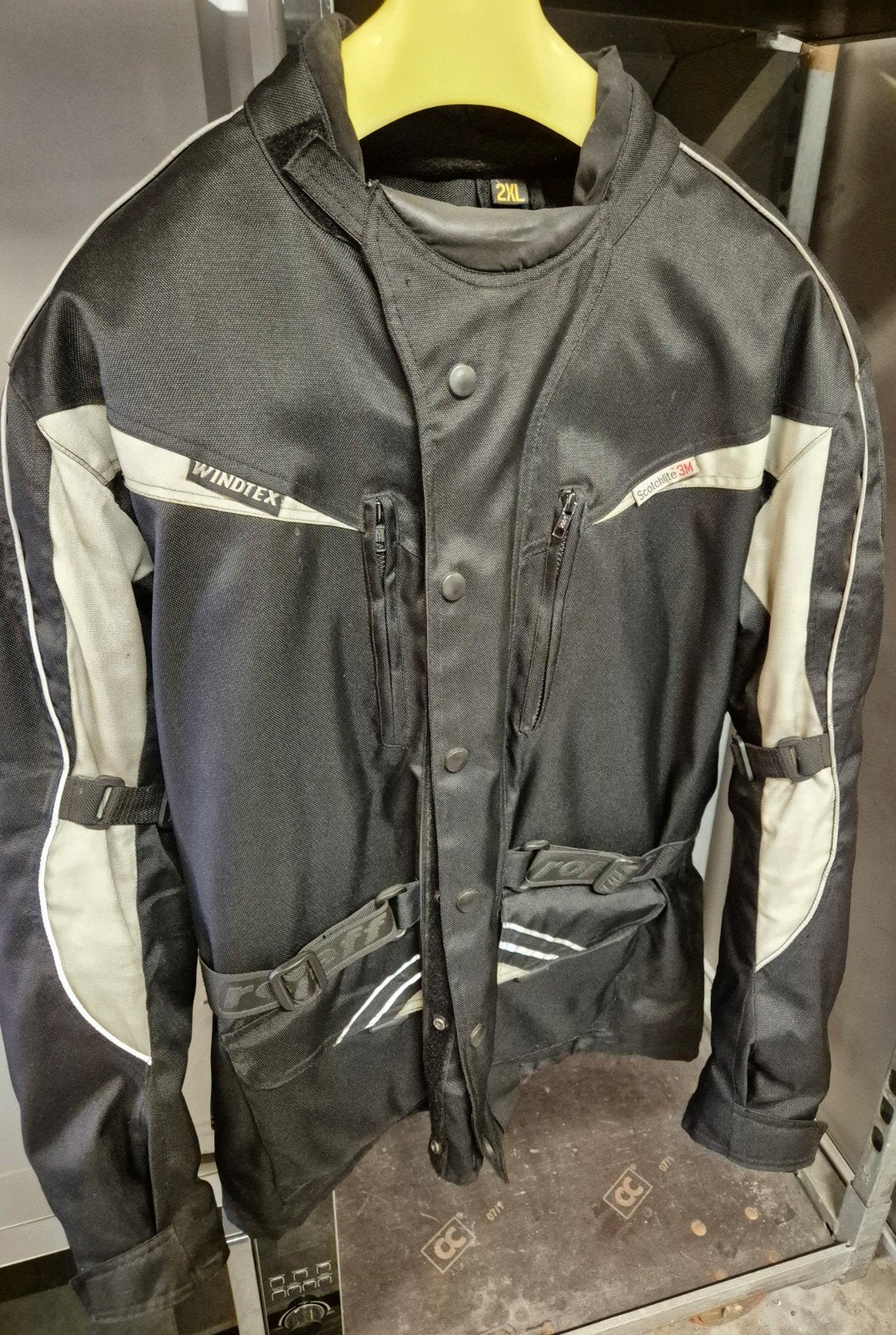 Motorvesten 2 XL & L 100 € / stuk, Motoren, Kleding | Motorkleding, Ophalen, Tweedehands, Jas | textiel