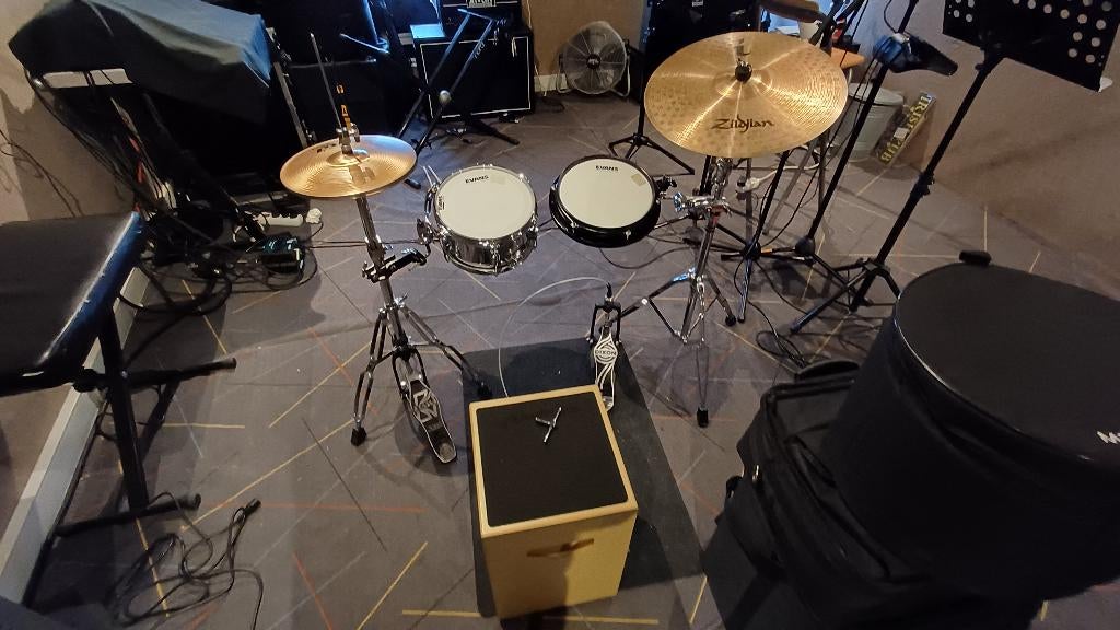 Batterie cajon (compacte), Enlèvement, Utilisé, Autres marques