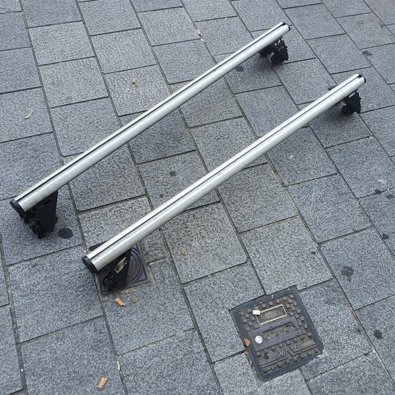 Barre de toit avec fixation opel zafira, Enlèvement
