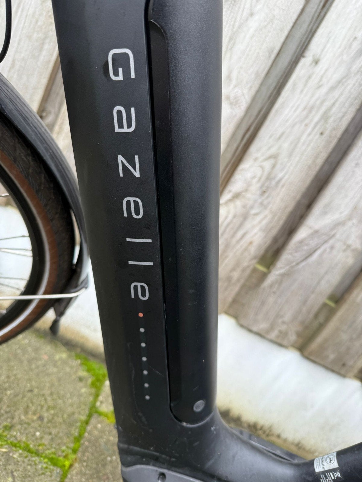 Gazelle Grenoble C8 2023 - 4500 KM - In Zeer Goede Staat, Ophalen, Zo goed als nieuw, 47 tot 51 cm, 50 km per accu of meer