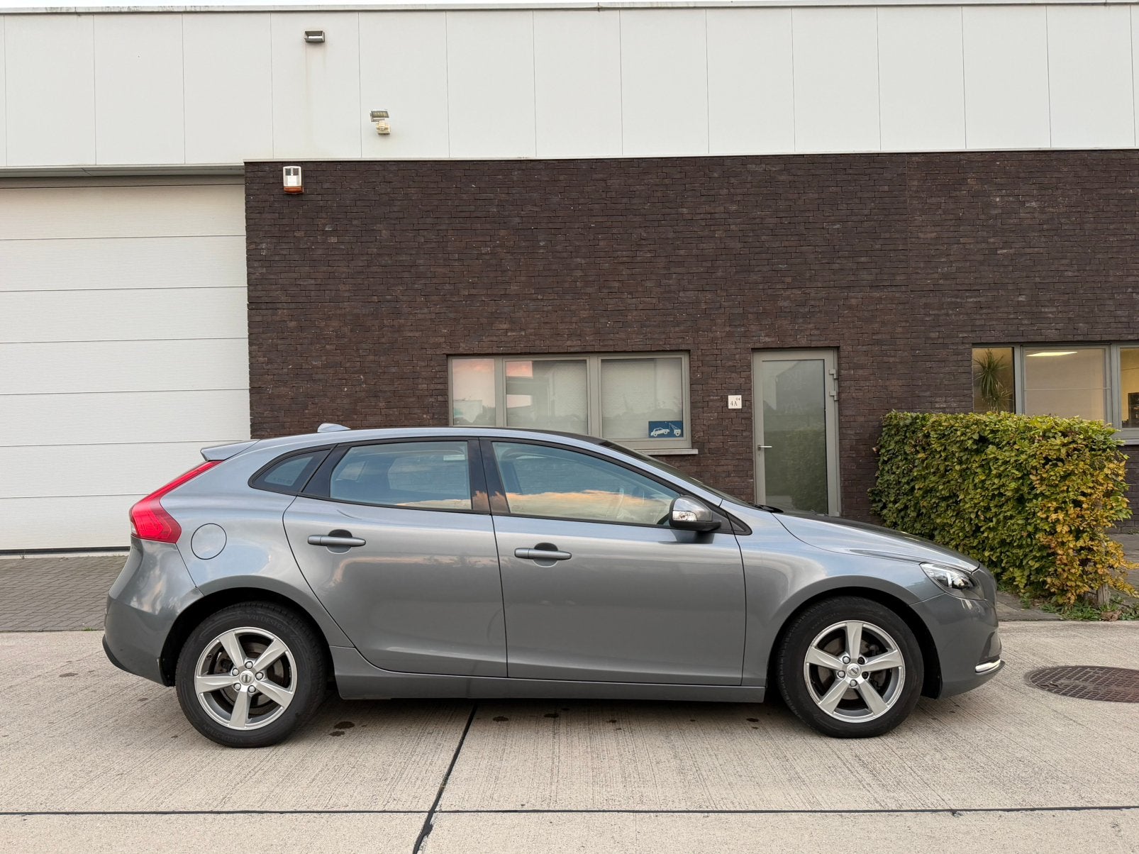 ! VERKOCHT !          Volvo V40 2016 2.0d Euro6, Auto's, Bedrijf, Cruise Control, V40, Te koop