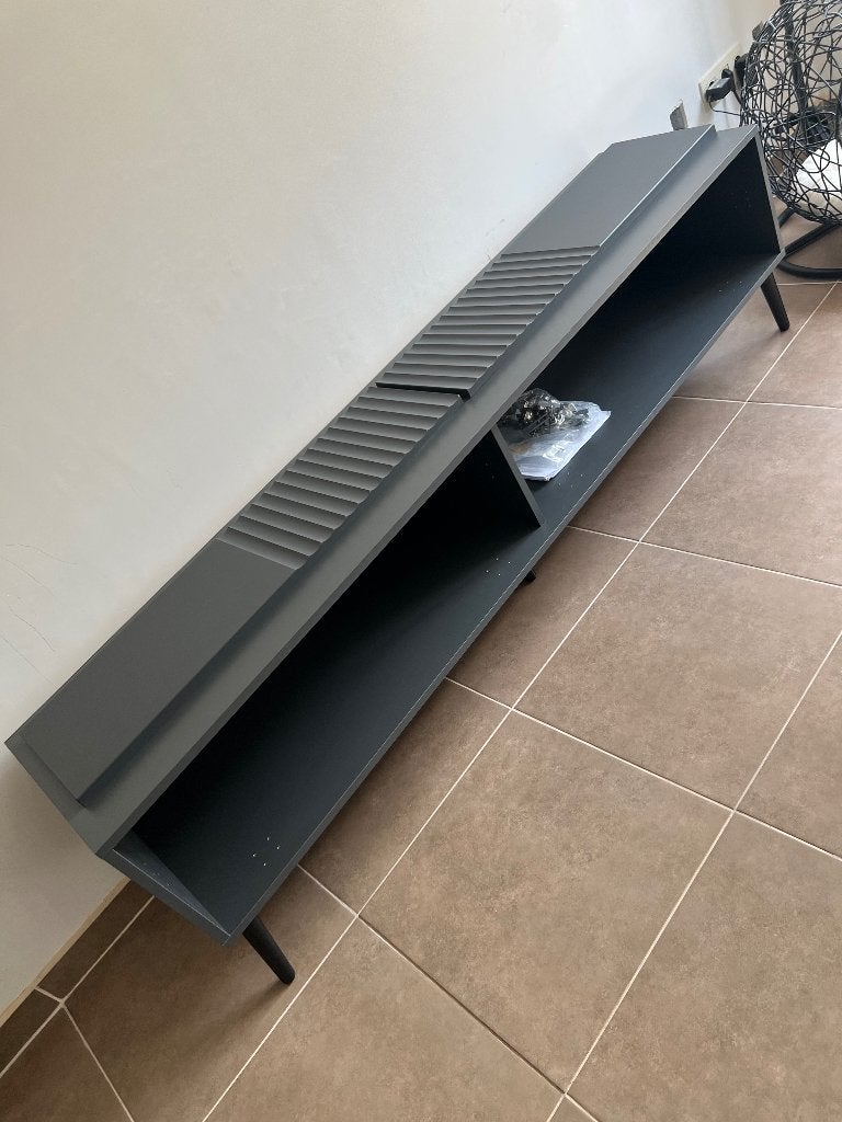 Tvmeubel Winq 2 – Antraciet – 180 cm, Ophalen, 150 tot 200 cm, Nieuw, Overige houtsoorten