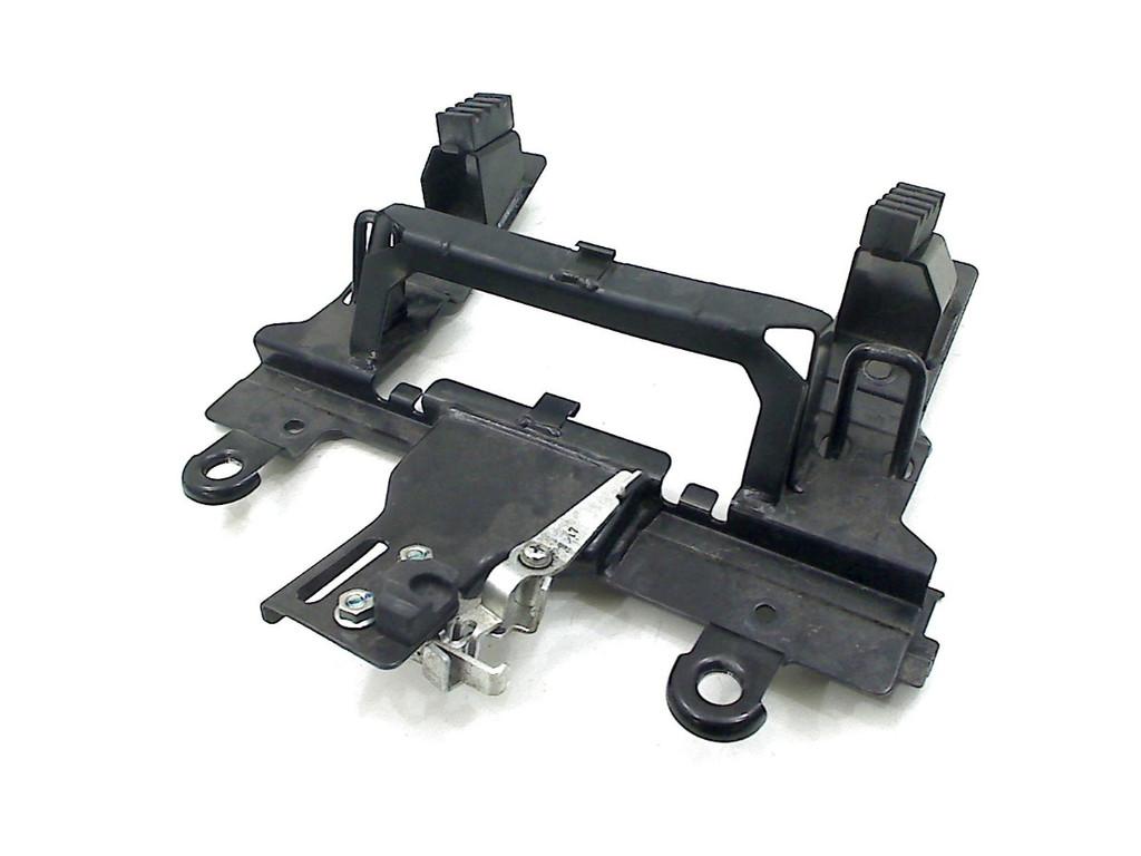 SUBFRAME ACHTER Yamaha FZ 1 2010-2012 (FZ1 FAZER), Motoren, Gebruikt