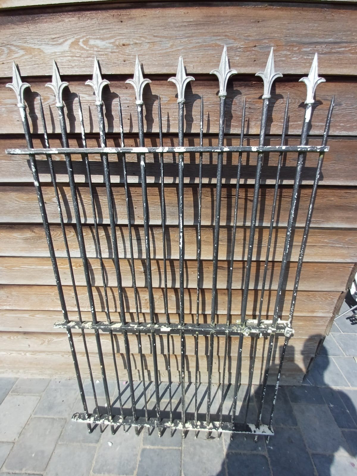 Tuinhek: hoogte +/- 157 cm, breedte +/- 95 cm, Ophalen, Gebruikt, Overige materialen