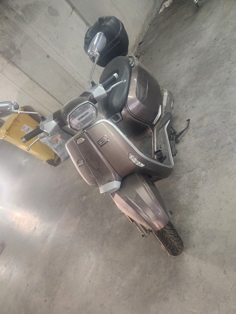 Lambretta, Fietsen en Brommers, Ophalen, Nieuw