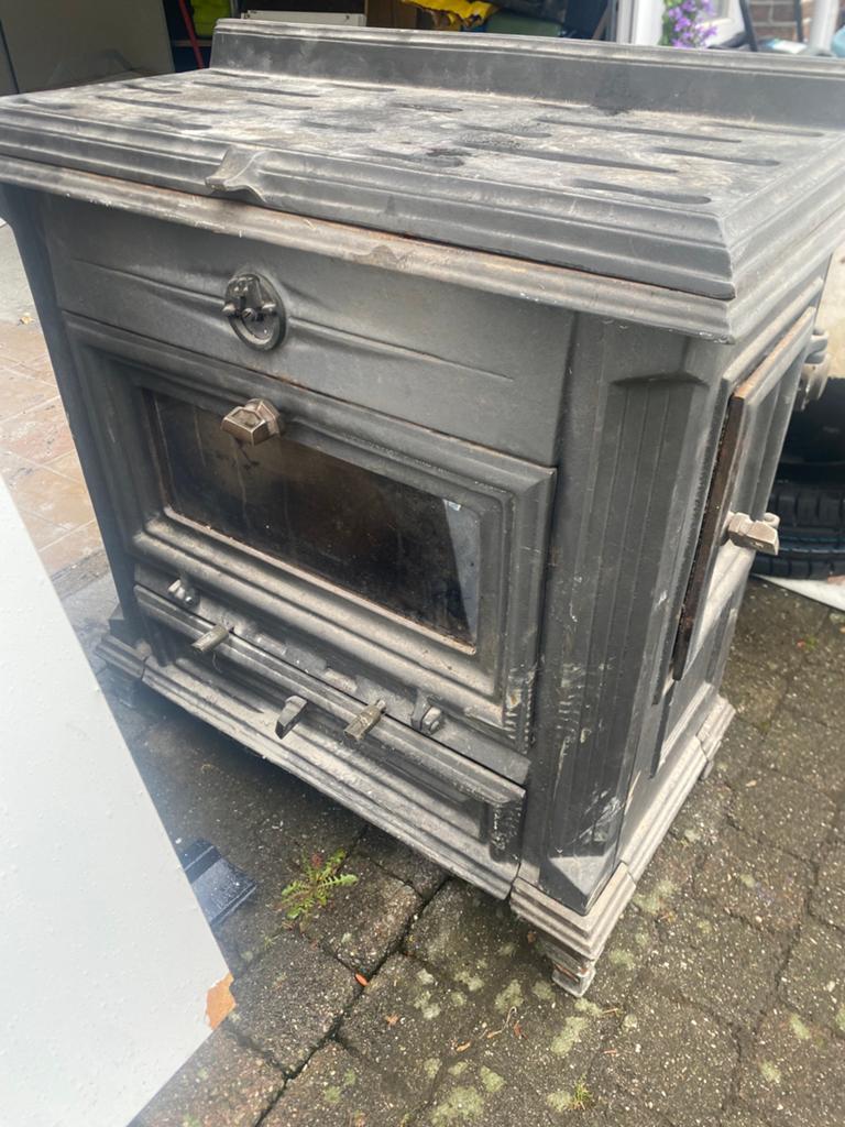 Grote gietijzeren houtkachel/allesbrander – zware kwaliteit, Huis en Inrichting, Kachels, Ophalen, Gebruikt, Inbouw, Hout