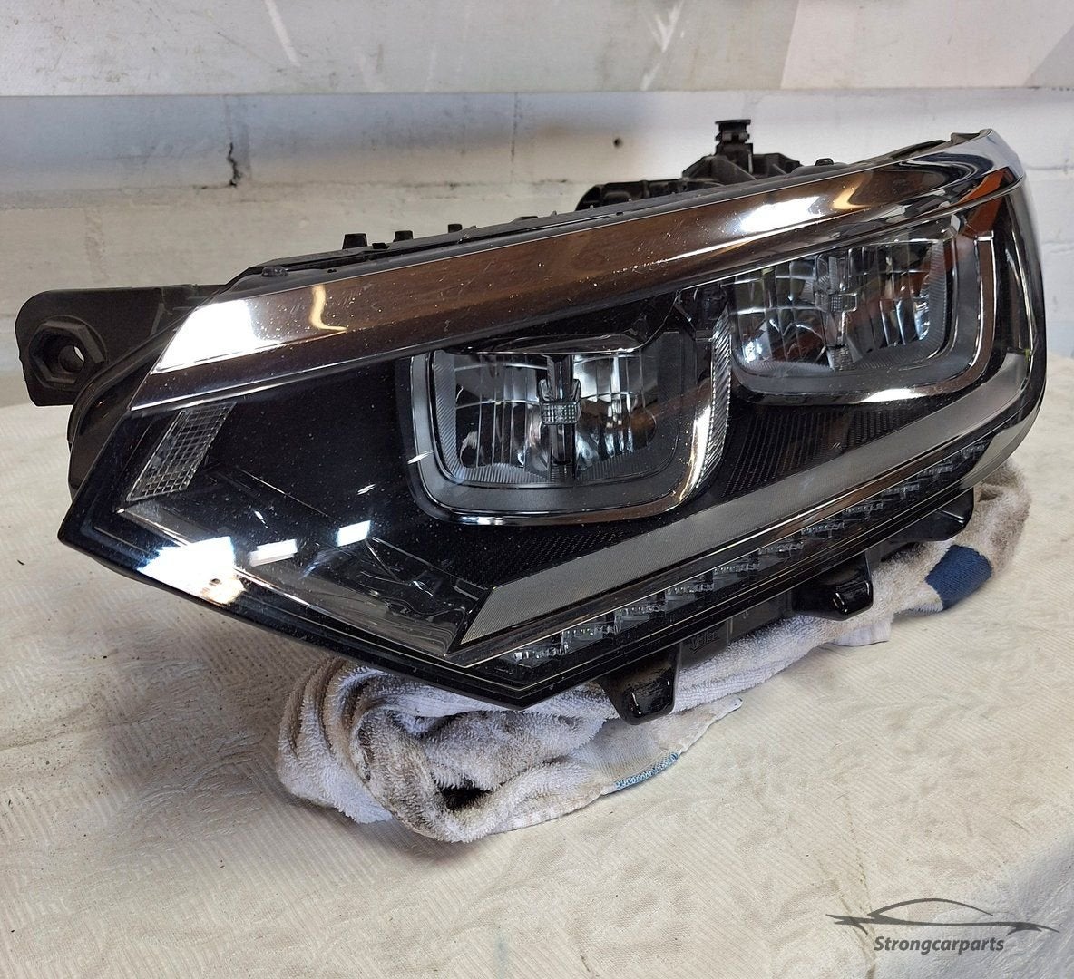 Koplamp vol led links VW Passat B8 3G1941035H ORIGINEEL, Gebruikt, -, Volkswagen, -