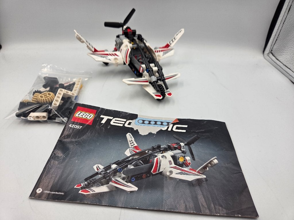 Lego Technic 42057 Ultralight Helicopter, Lego, Inclusief instructies, Ophalen of Verzenden, Zo goed als nieuw