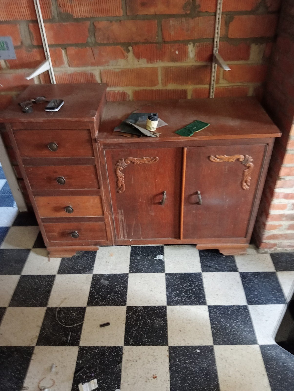 1 geheel antiek exemplaar, Ophalen