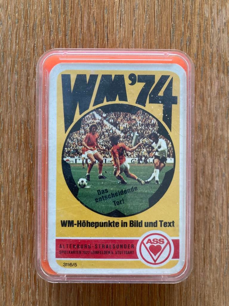 Vintage kwartetspel WM 74 voetbal, Ophalen of Verzenden, Zo goed als nieuw