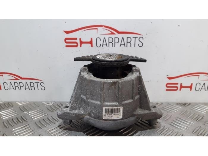 Support moteur d'un Mercedes E-Klasse, 3 mois de garantie, Utilisé, -, -