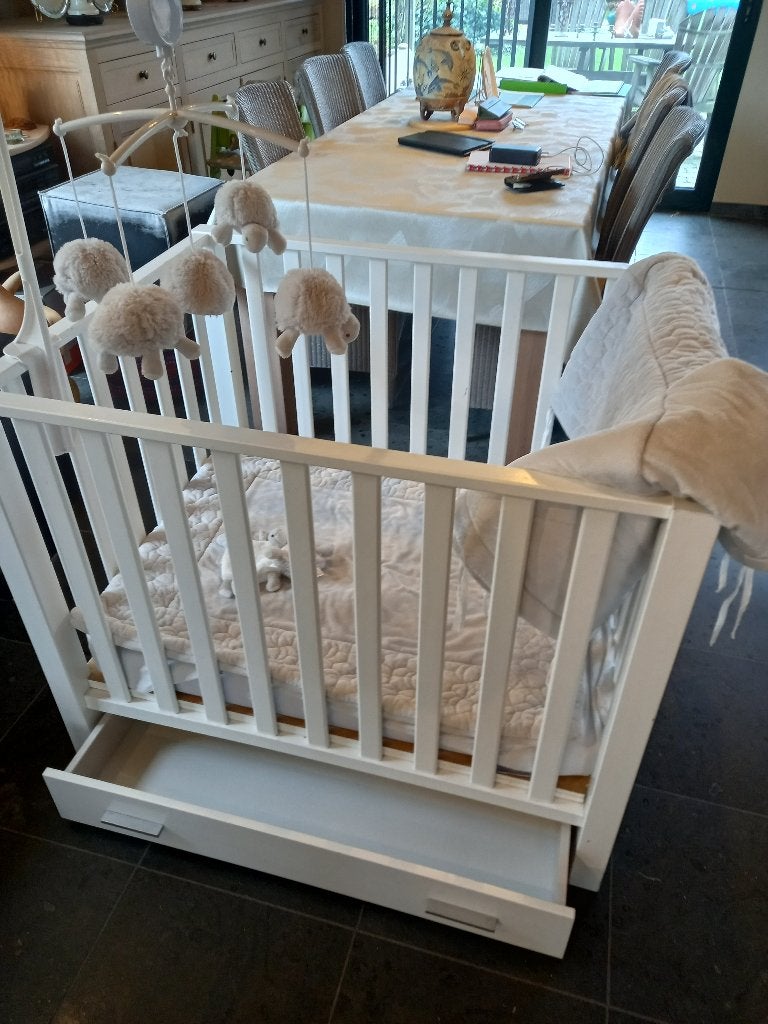 Kinderpark gebruikt bij Oma en Opa, Kinderen en Baby's, Ophalen, Zo goed als nieuw, Rechthoekig, In hoogte verstelbaar