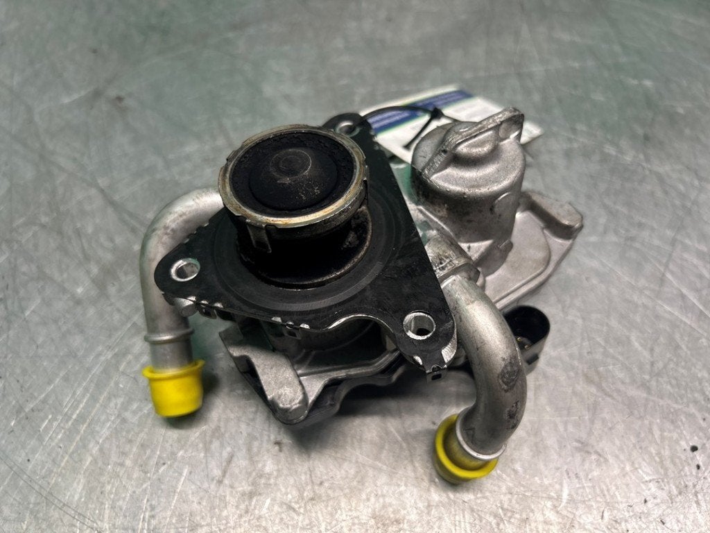 VANNE EGR Audi A5 Sportback (F5A / F5F) (|04L131501S|), Auto-Union-Straße  1,
85057  Ingolstadt, DE, Info@audi.de, Audi, Utilisé
