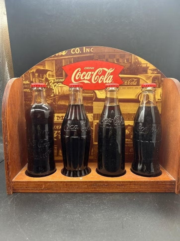 Modèle avec premier support de bouteilles de Coca-Cola, Collections, Marques & Objets publicitaires, Enlèvement ou Envoi, Neuf