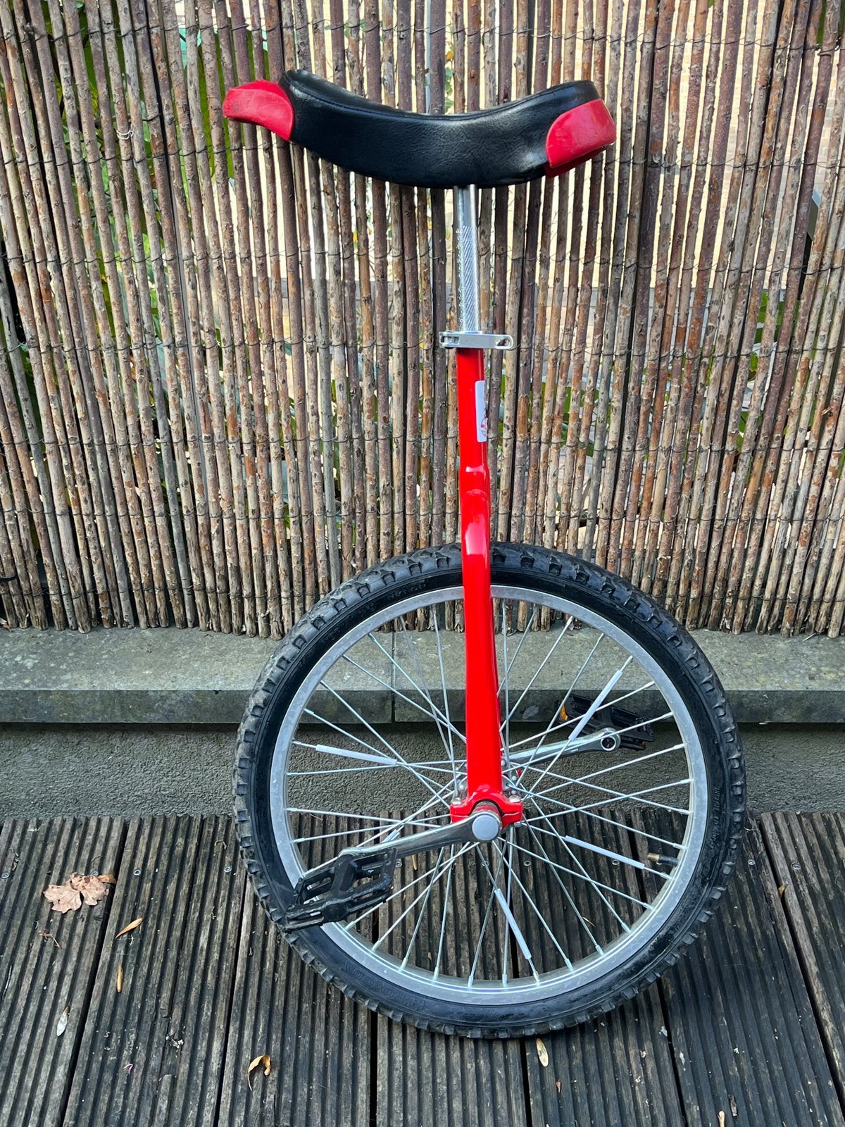 Eénwieler 20 inch, Fietsen en Brommers, Ophalen, Gebruikt, Terugtraprem