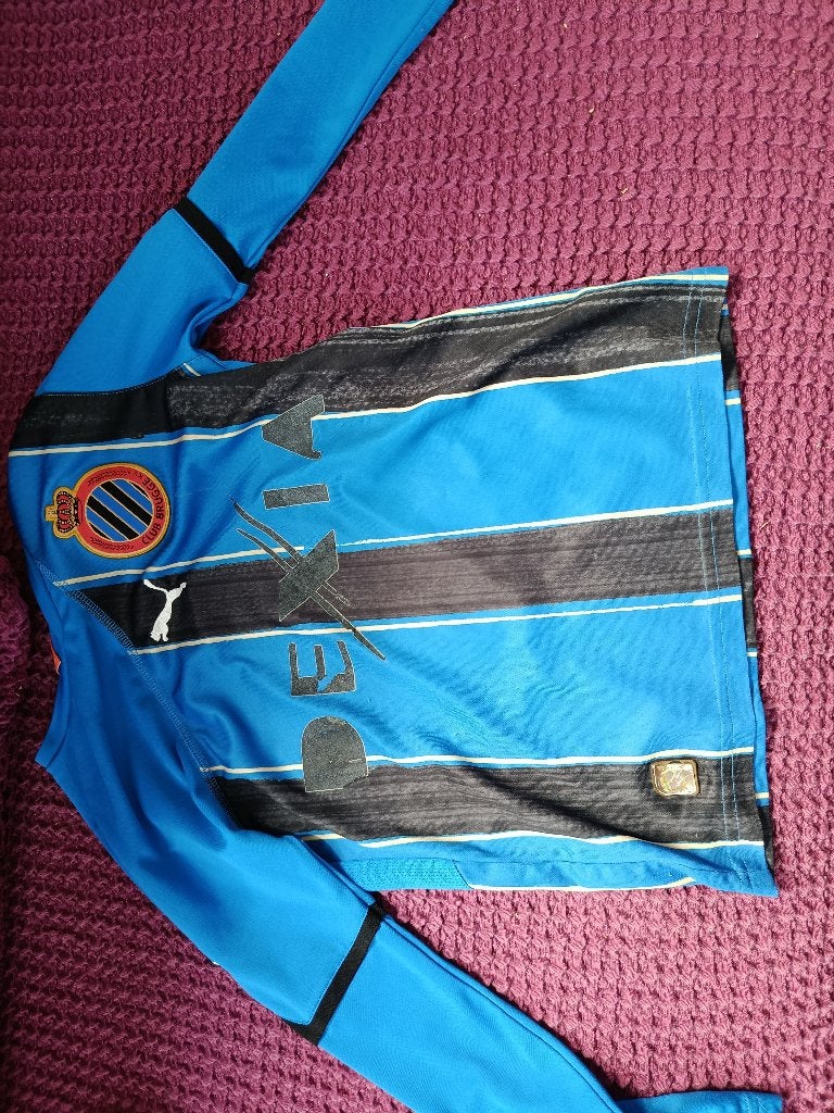 Voetbalshirt club brugge, Enlèvement